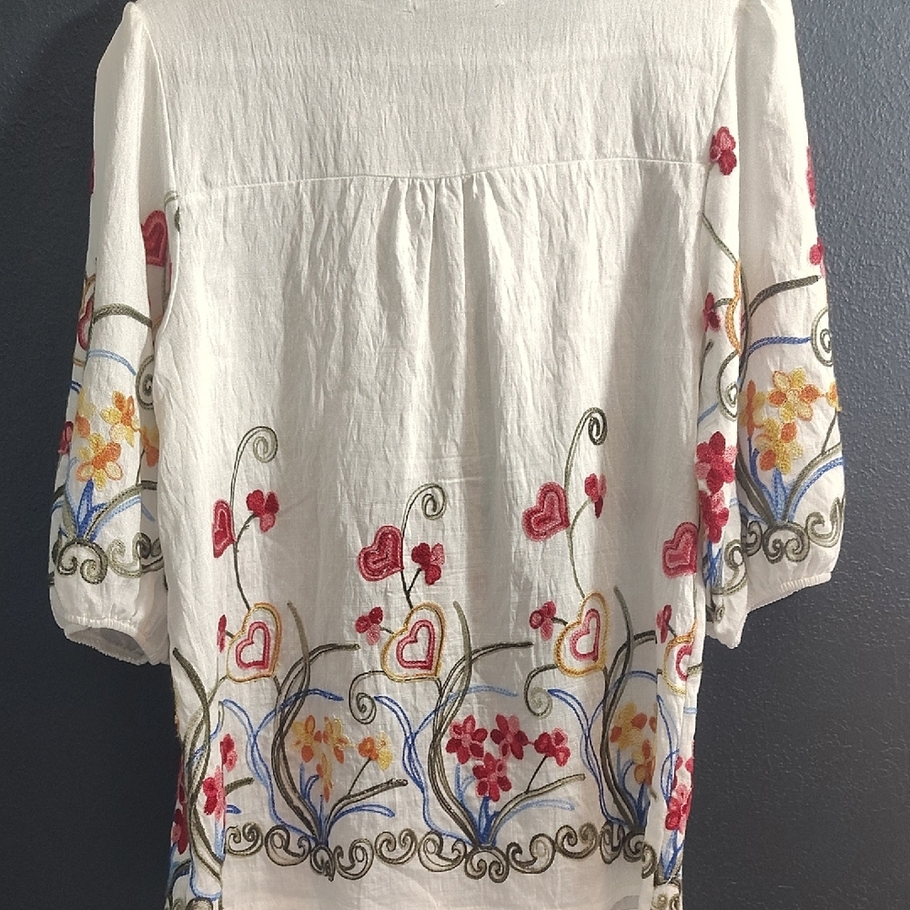 Art of Rajasthan White Embroidered Blouse - Picture 9 of 11